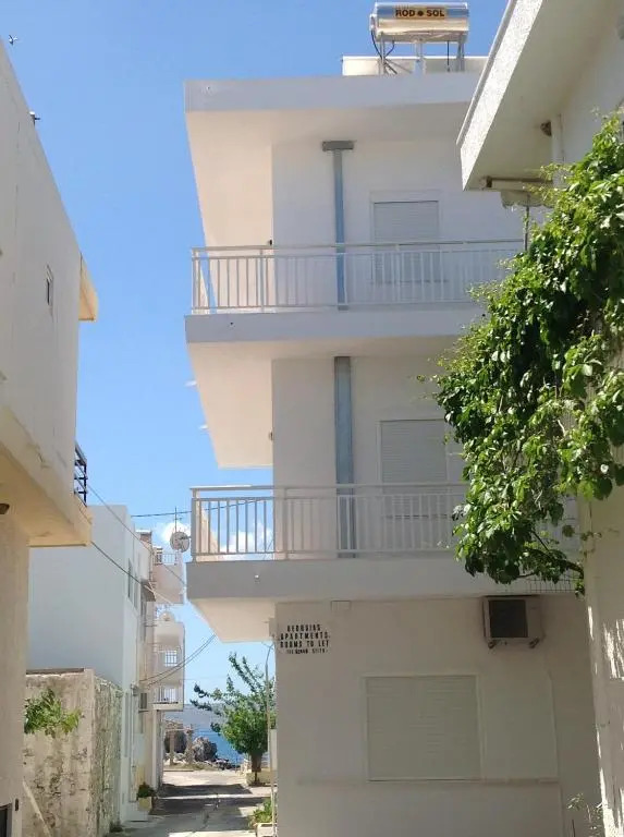 Georgias Apartments