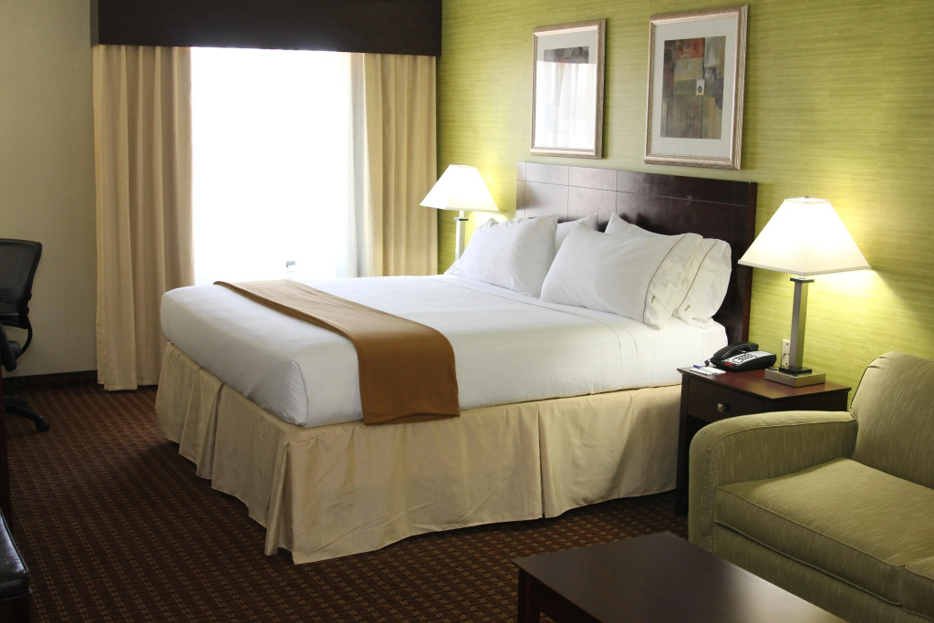 Holiday Inn Express Hotel & Suites Indianapolis W - Airport Area by IHG