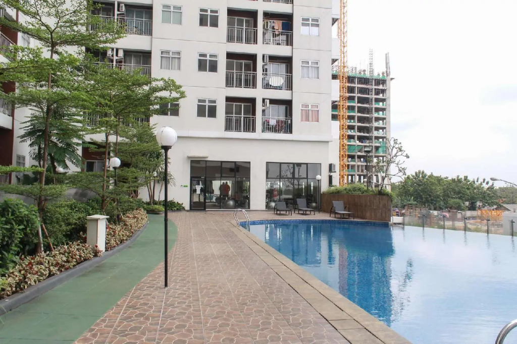 RedDoorz Apartment @ Serpong Green View