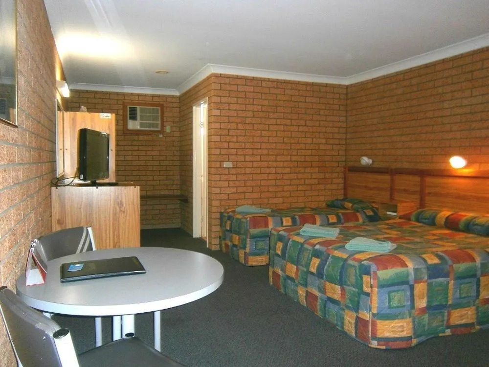 Aaron Inn Motel