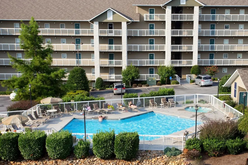 Whispering Pines 102hc