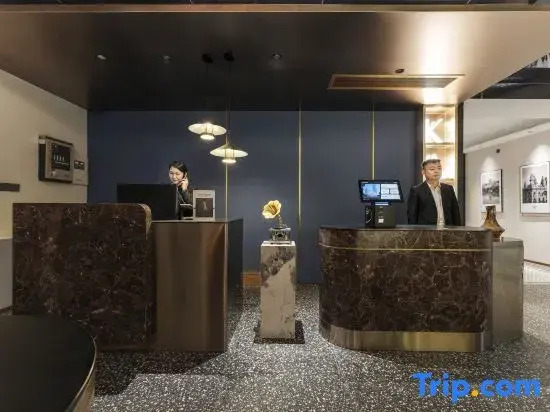 kaili Hostel (Wuhan Xunlimen Station Jianghan Road Pedestrian Street)