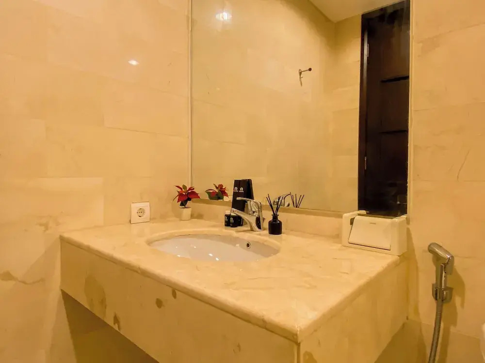 Strategic 2Br Apartment With Private Lift At Masterpiece The Epicentrum Kuningan