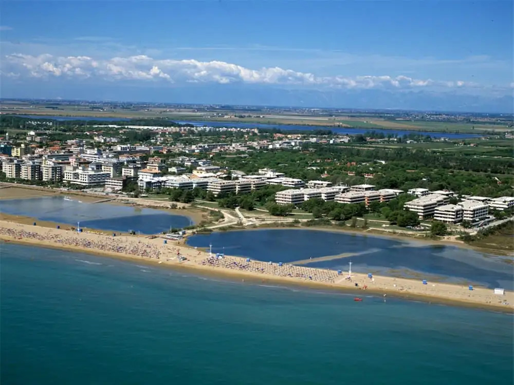 Apartment Just 200m From the Beach - Beahost