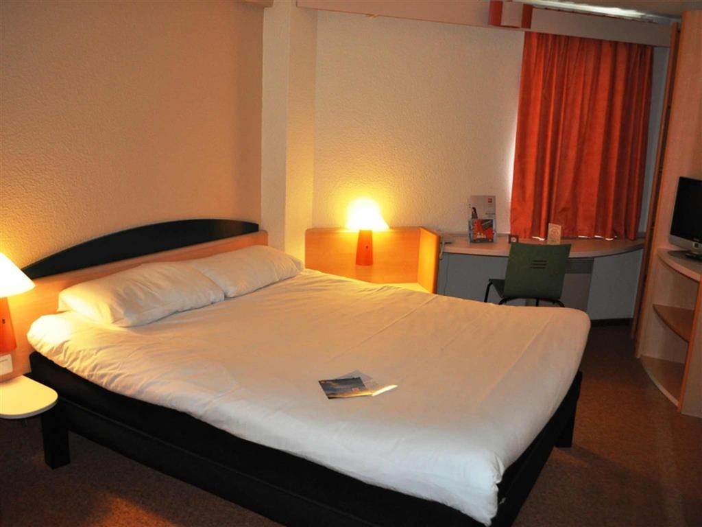 Ibis budget Montceau Les Mines 2*