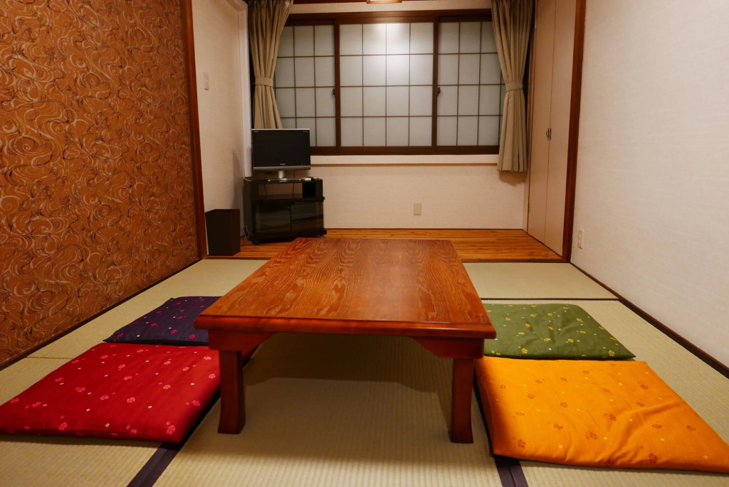 Ks House Hostels - Hakone Yumoto Onsen