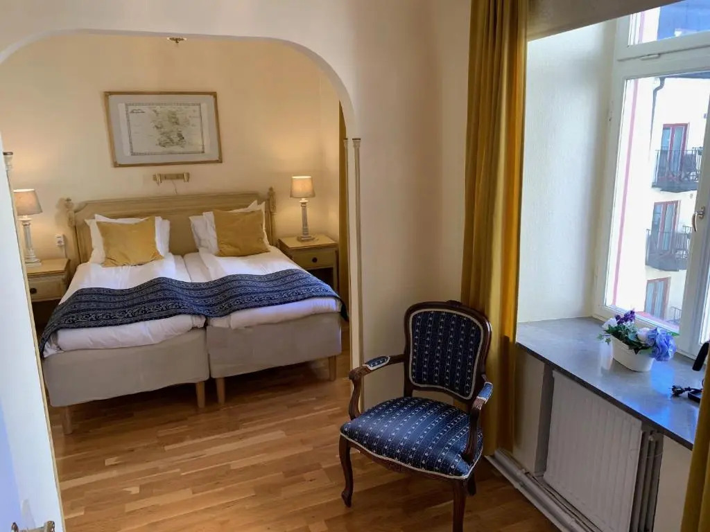 Mayfair Hotel Tunneln