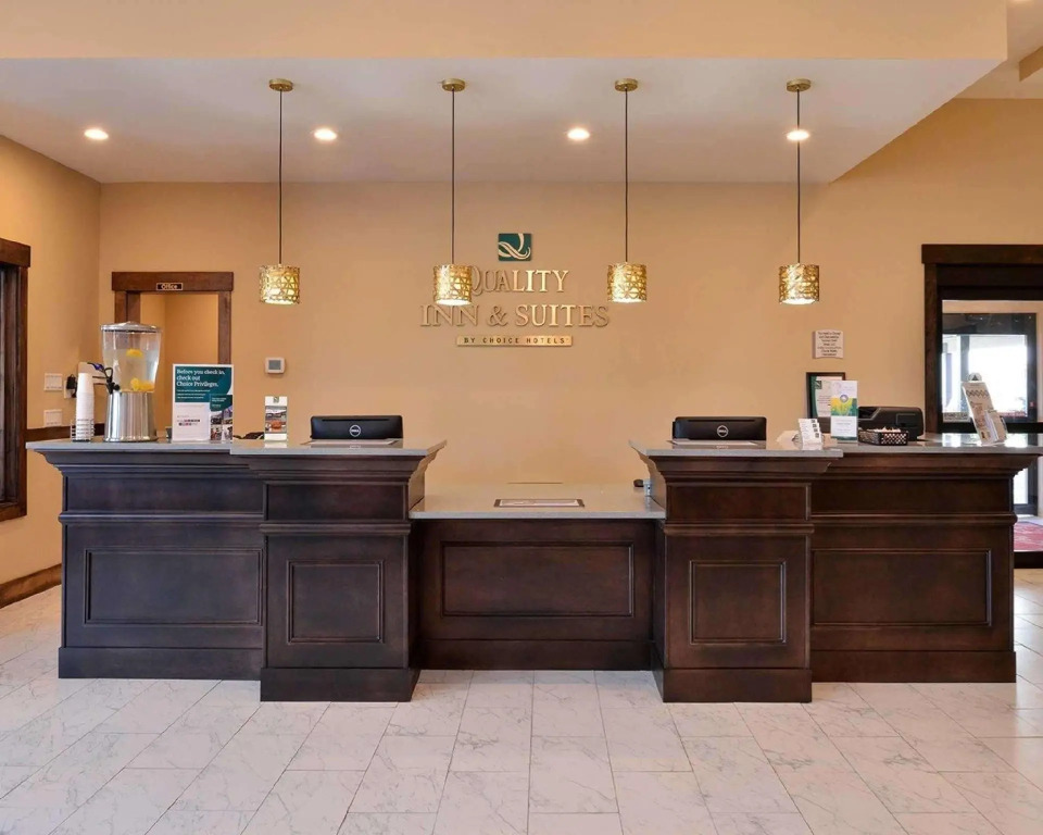 Quality Inn & Suites Tacoma - Seattle