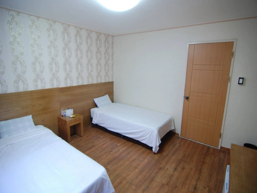 Hotel New World