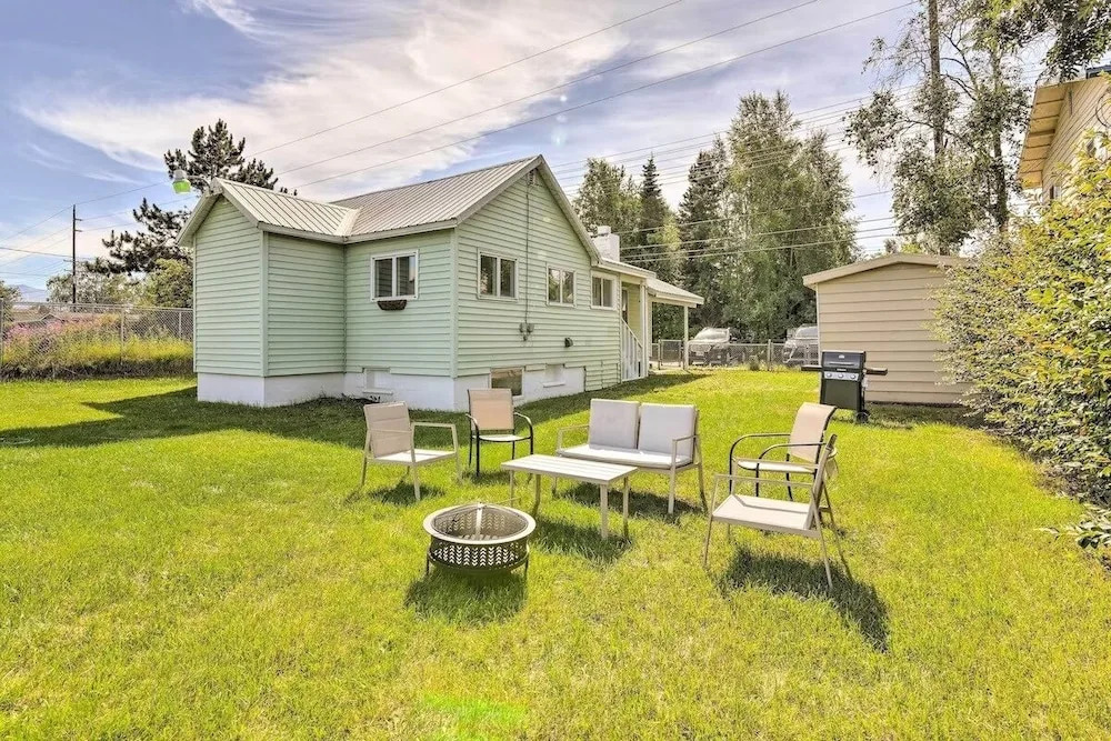 Parkstrip Place, Pet Friendly Downtown Home by RedAwning