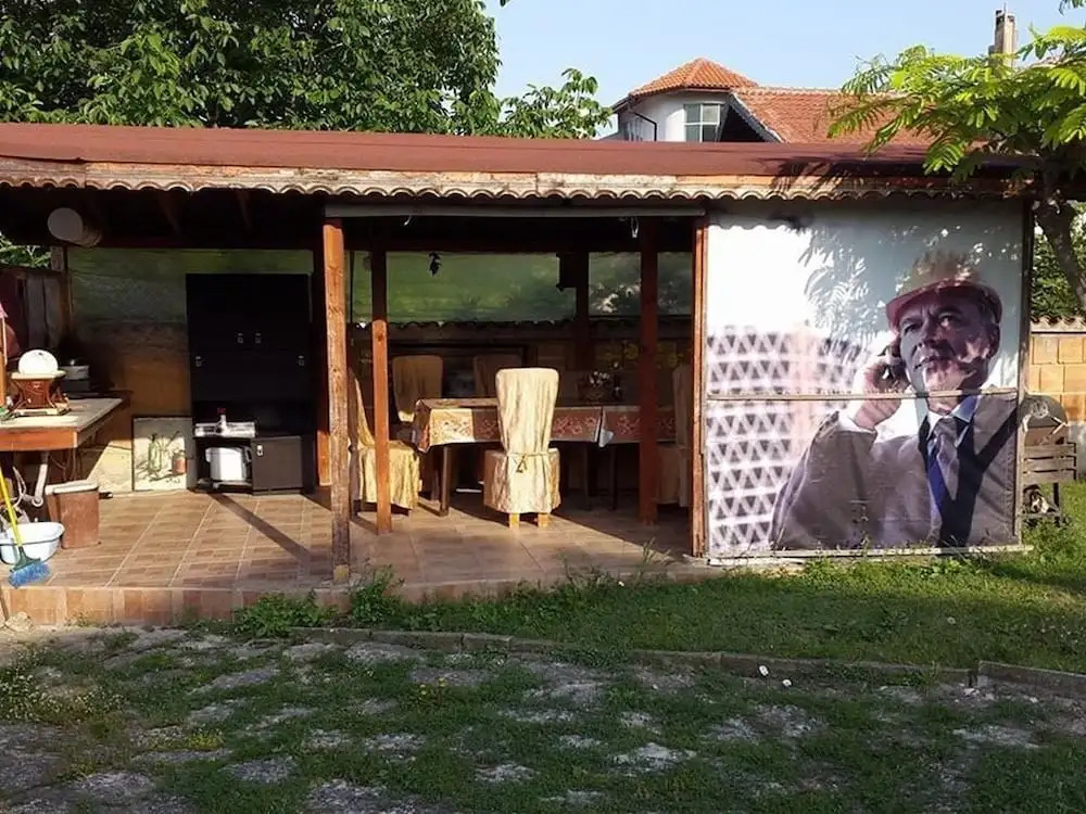 Sunny - Viki Guest House