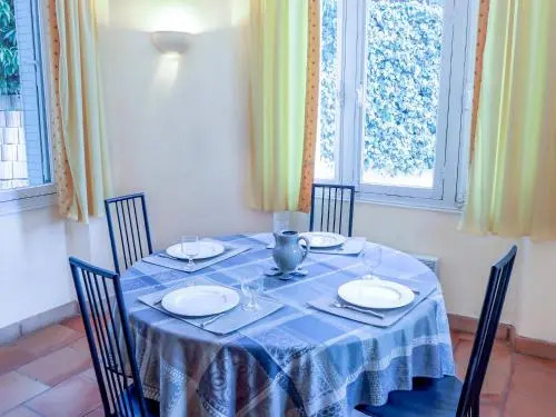Apartment Castel Haussmann