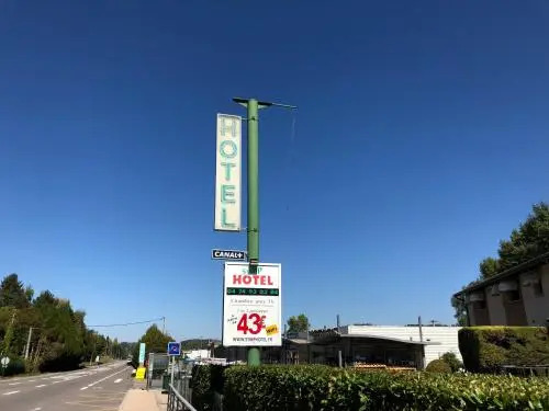 SympHotel