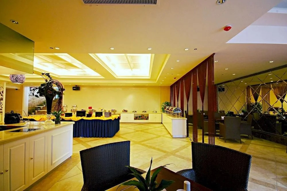 Friendship Hotel