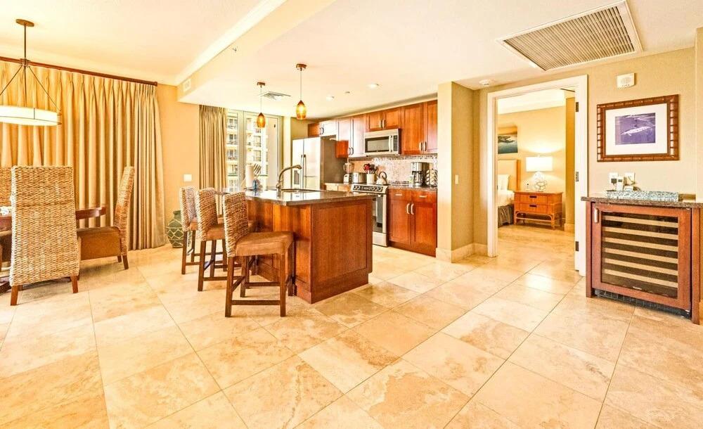K B M Resorts- Hkh-409 Luxurious 2bdrm With Large Wrap Around Balcony, Chefs Kitchen, Ocean Views!
