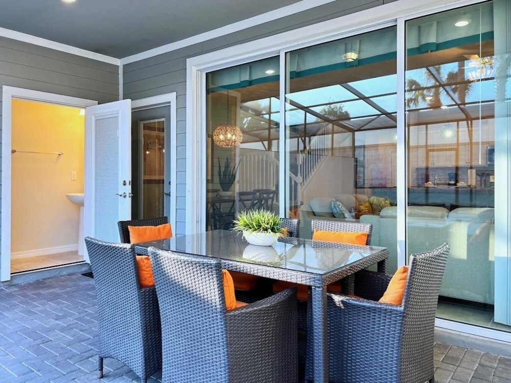 Fabulous 5bd Family Townhome With Splash Pool-726g 5 Bedroom Townhouse
