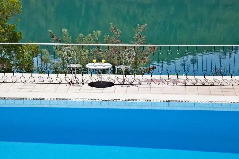 Lago Azul Villas