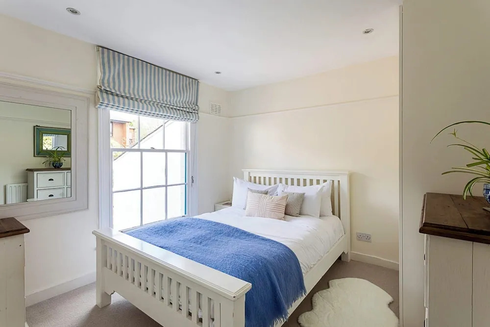 Charming Georgian Country-style Cottage