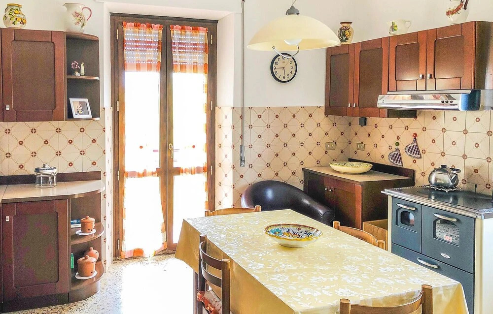 Stunning Apartment in Piancastagnaio With 3 Bedrooms and Wifi
