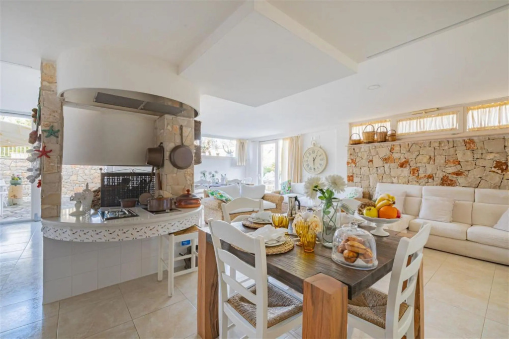 Dimora Divina with pool, garden and SPA-Villa Dimora Divina