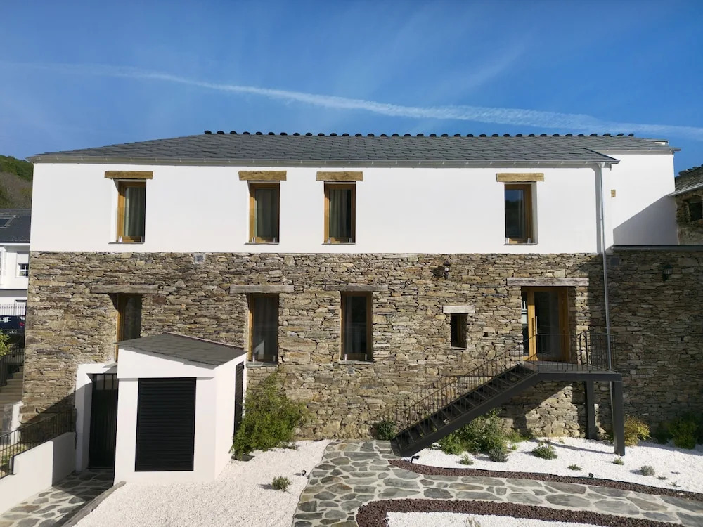 Hotel Triacastela