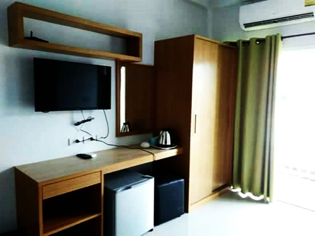 P & J Guesthouse
