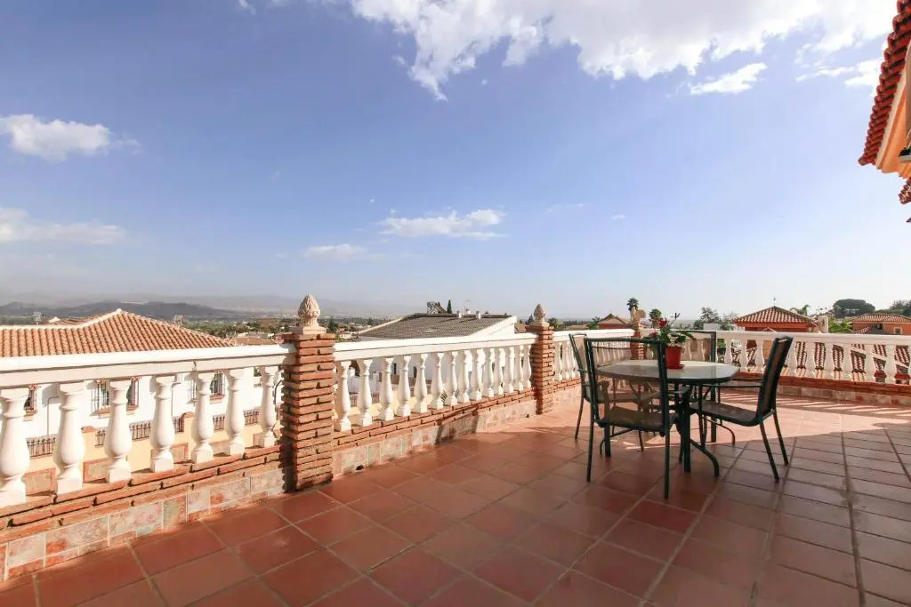 TESS Villa Pastora