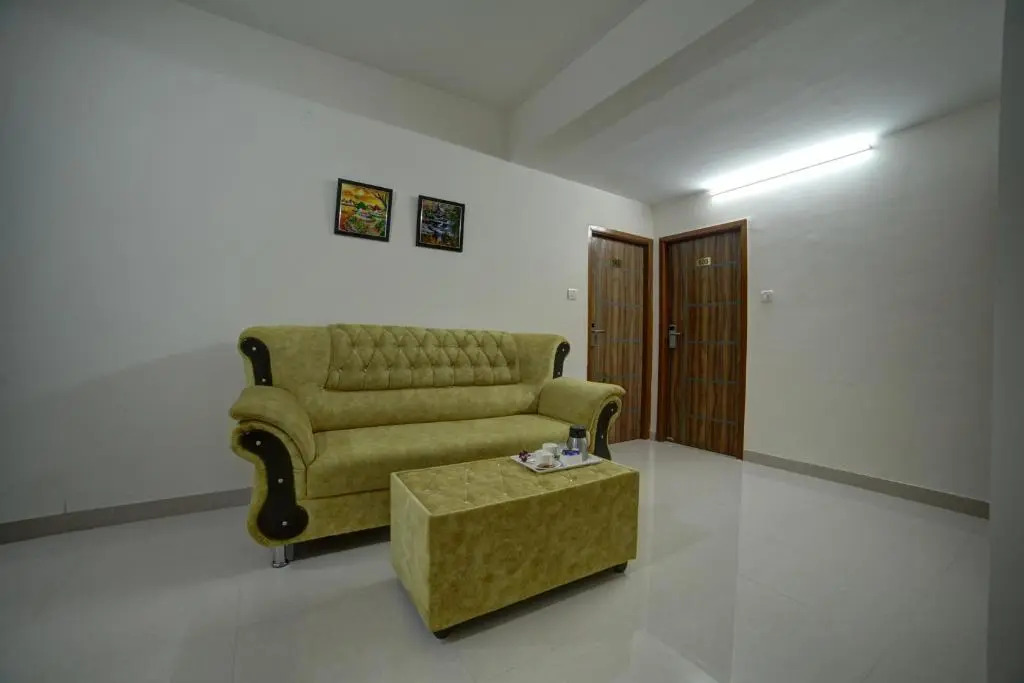SM Royal Suites