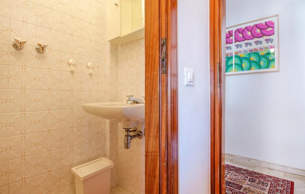 Amazing Apartment in Rimini With Wifi and 2 Bedrooms