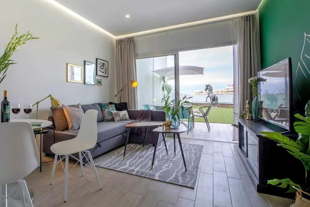 Ocean Garden Suite 10 con jardín privado