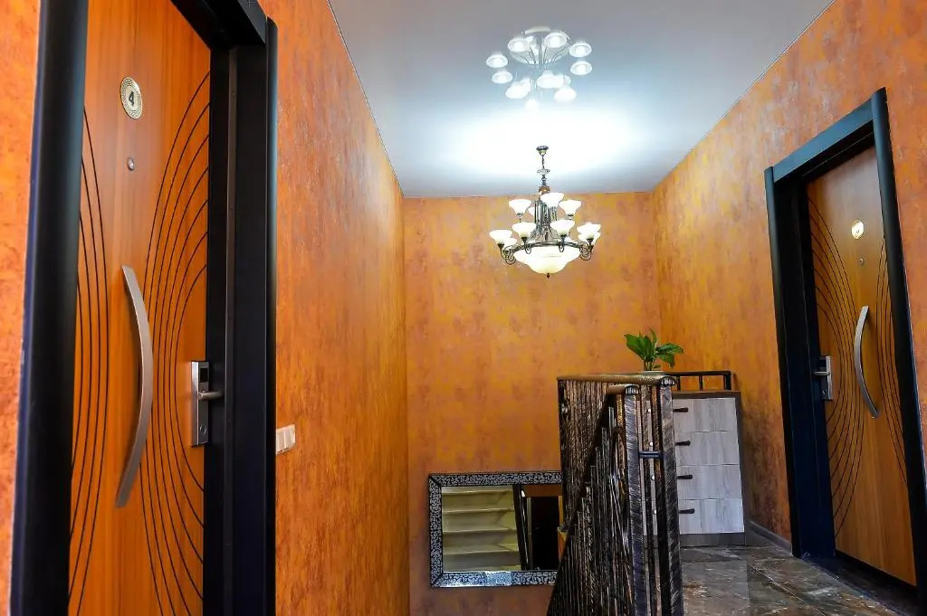 LIONS APARTMENT