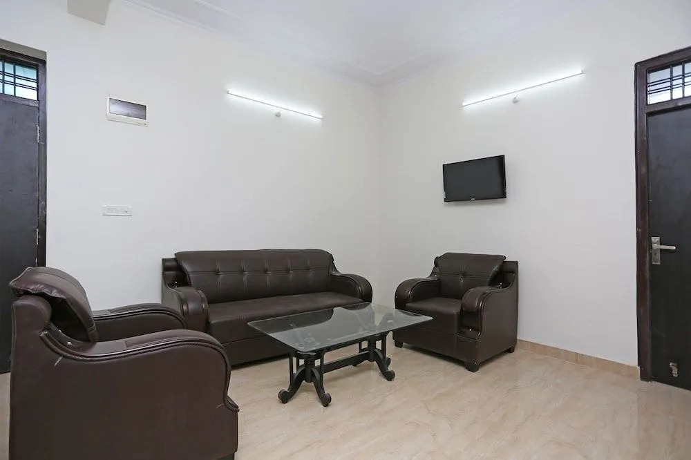 OYO 10787 Home Spacious 3BHK Bhimtal