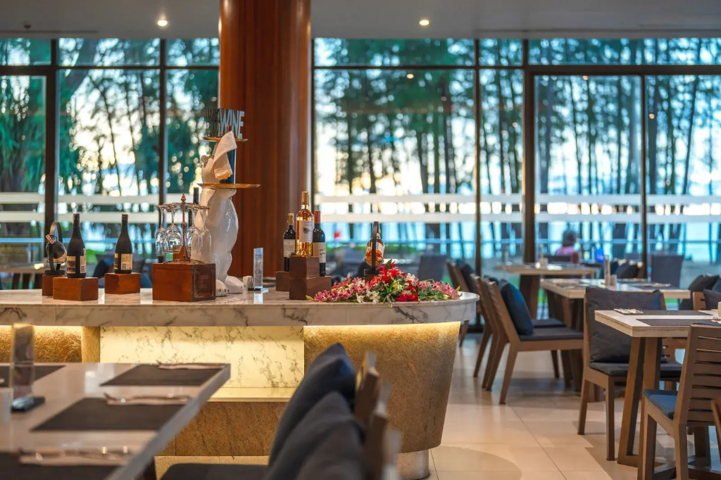Andaman Pool Villas, Maikhao Beach Phuket
