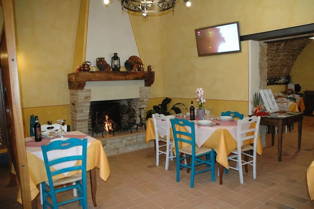 Agriturismo Casale La Palombara