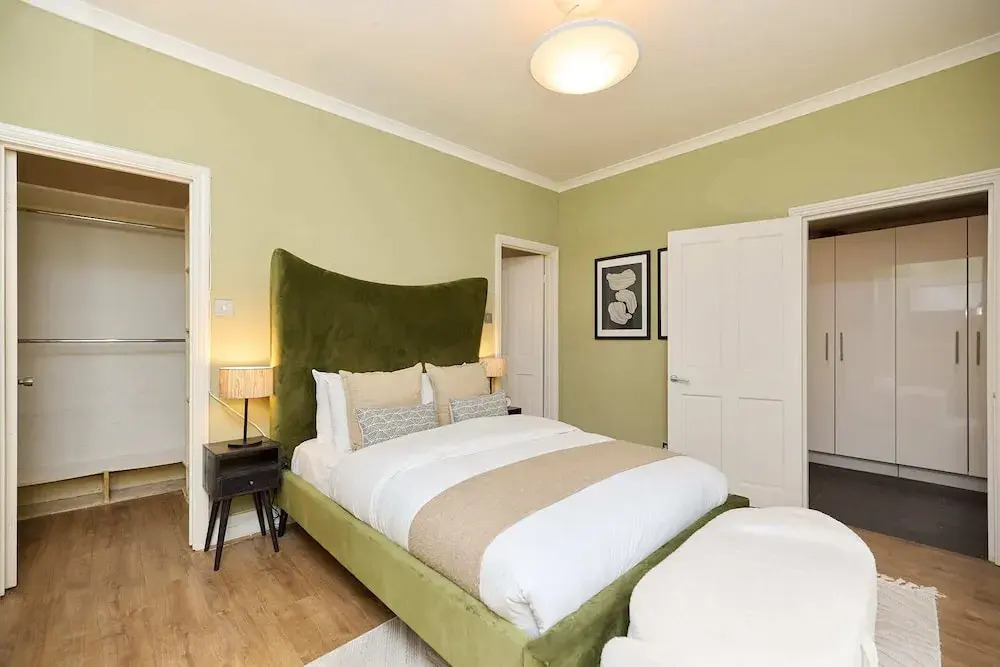 Kensington Garden Flat with Office
