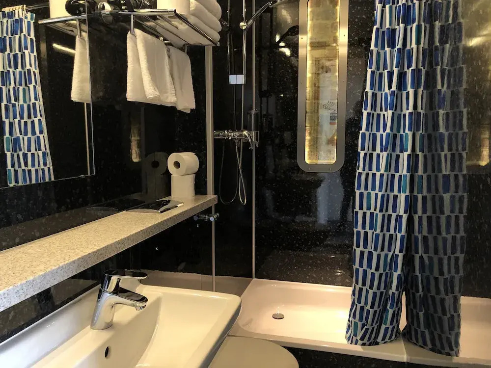 Victorian Loft Living Hotel 22