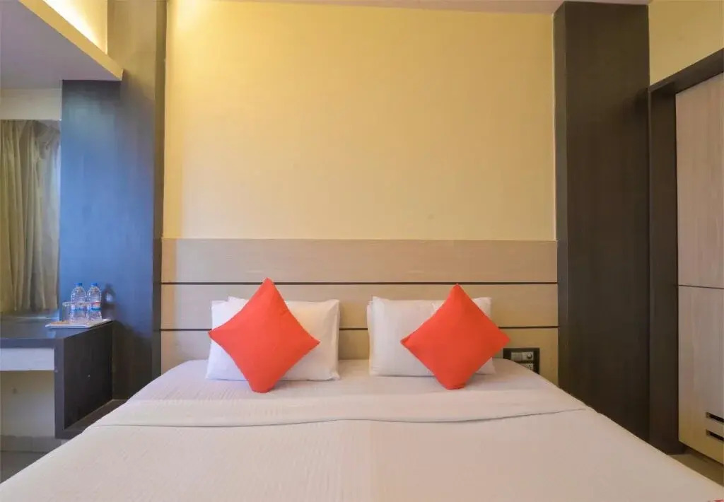 Hotel Mansarovar By OYO Rooms
