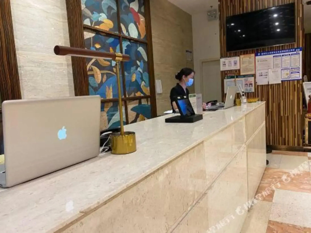 3H Haomi Fashion Hotel (Danzhou Summer Square)