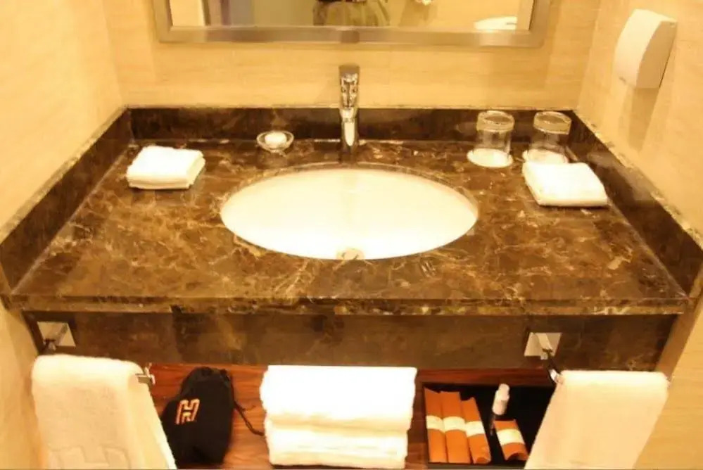Hongrui Grand View International Hotel