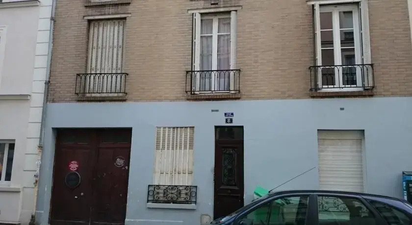 Dussane Studio