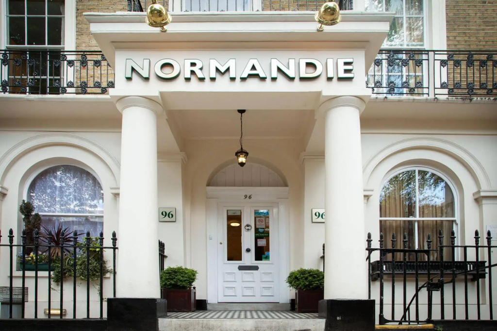 Normandie Hotel