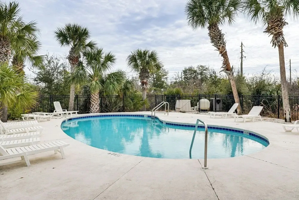 Walk to Beach! 'ocean's Paradise' w/ Patio