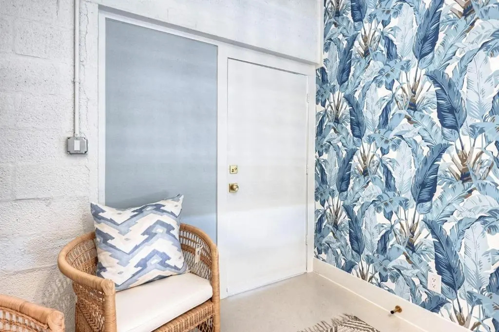 Room 5 Oleander Hotel Downtown Galveston Hotel Near Cruise Terminal & Beach