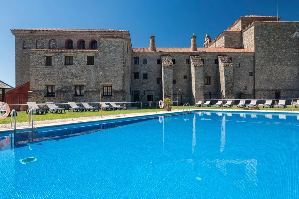 Hotel & Spa Monasterio de Boltaña