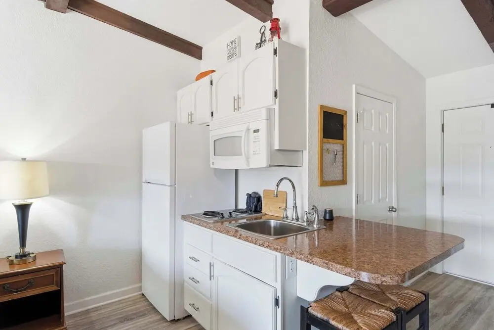 Driftwood Den Condo for 2
