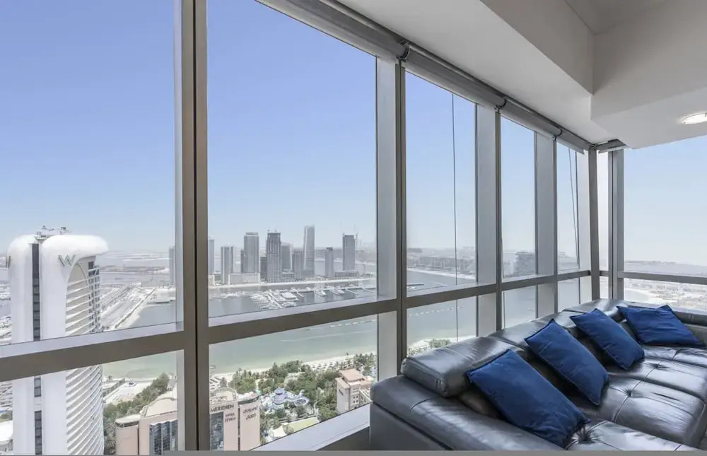 Luxury at Ocean Heights Views Dubai Marina 4 Beds Sleeps 8