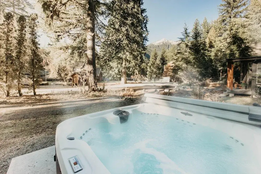 54sl - Hot Tub - Pets OK - Sleeps 4