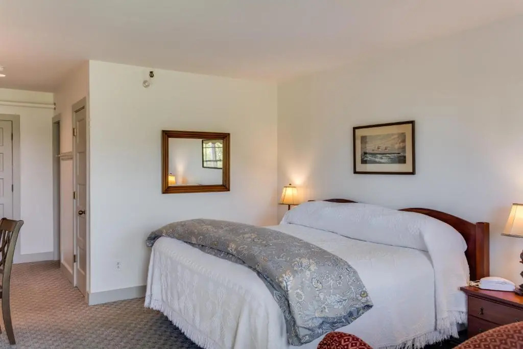 First Colony Inn