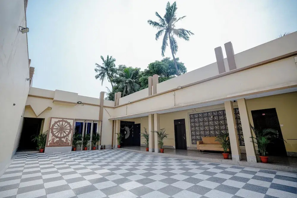 Chanduka Palace