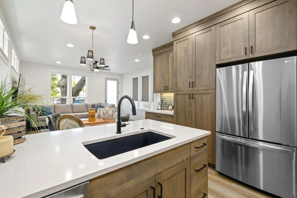 Pet Friendly - Enjoy Grover's House 3 Bedroom Home by Redawning
